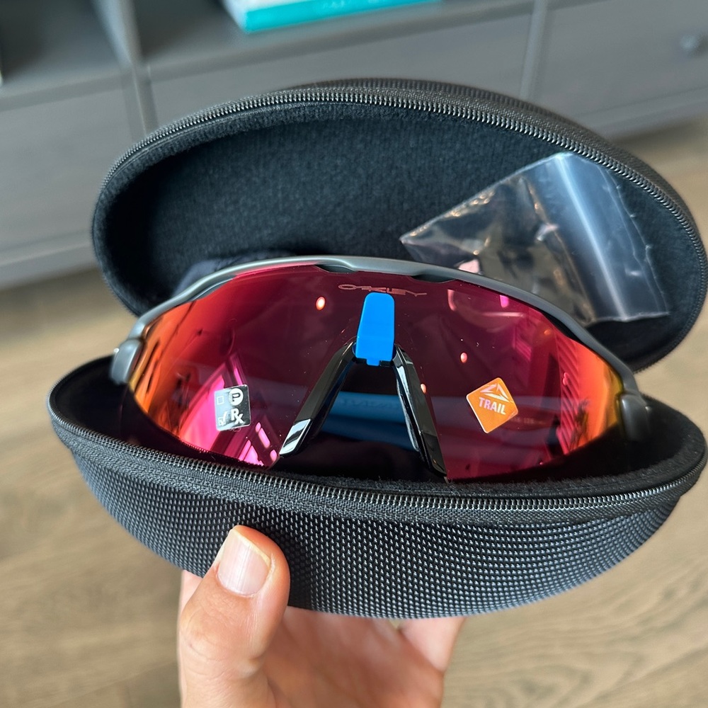 Oakley Radar EV Advancer